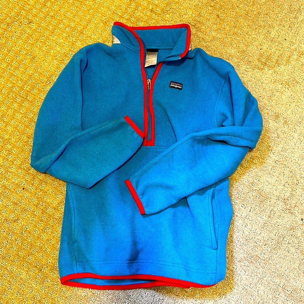 Patagonia boys pull over